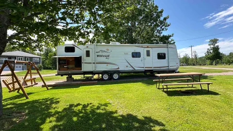 RV Rental Y505 — image 1 of 6