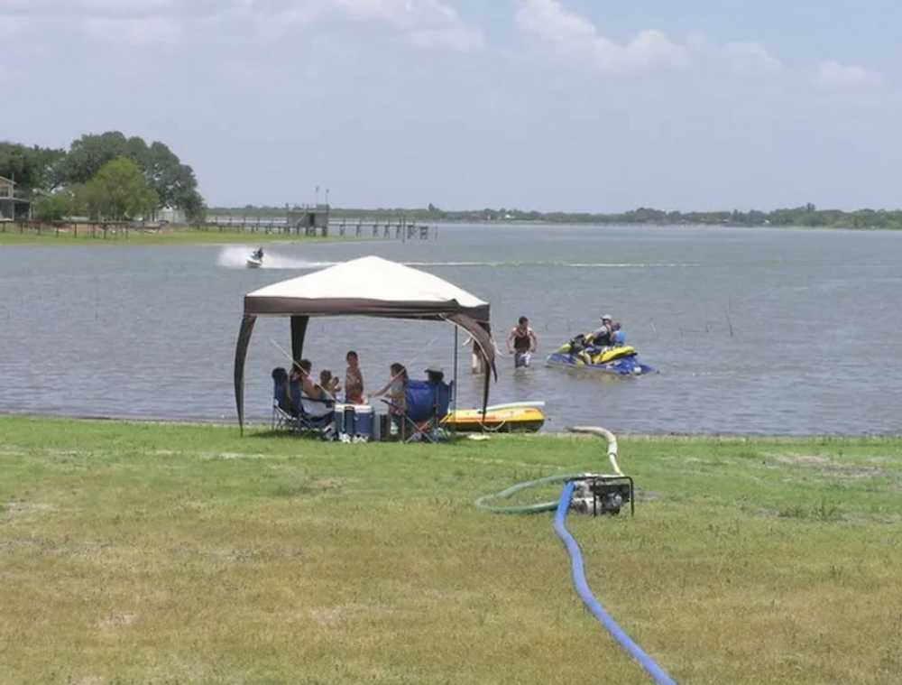 Emerald Hills RV Park - Photo 2