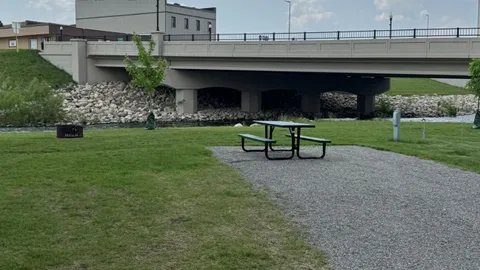 Site 14 — image 1 of 2