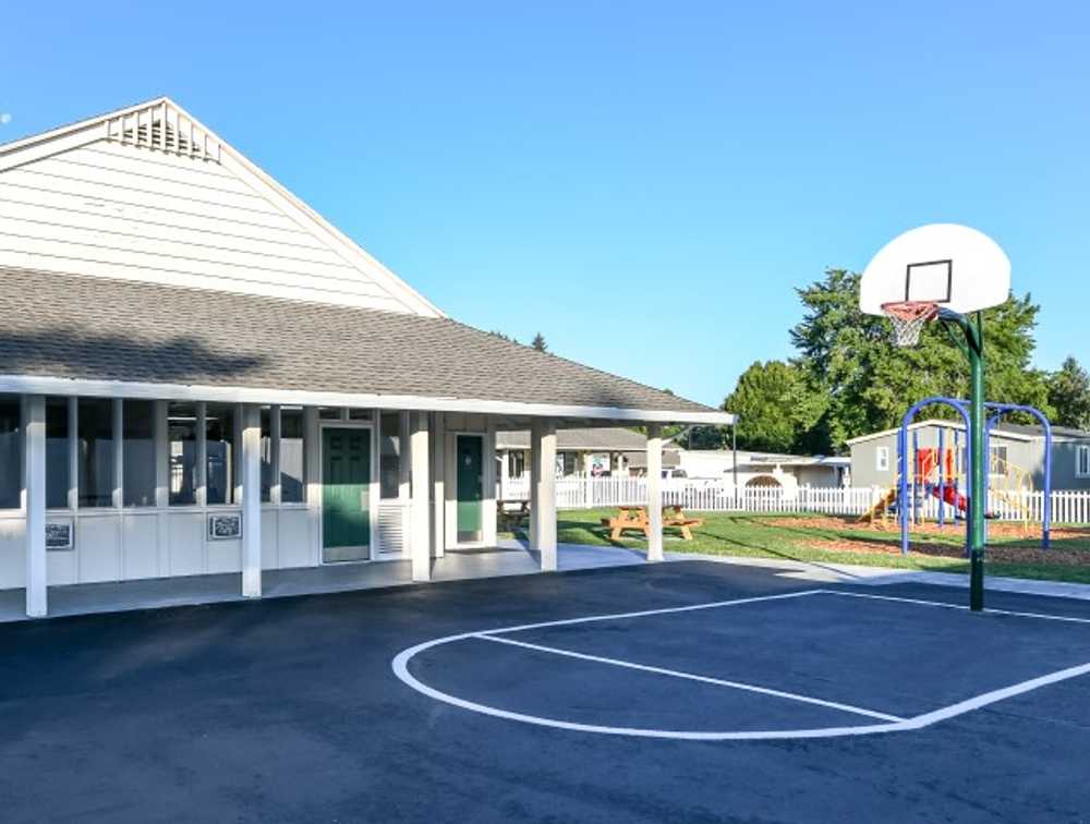 Jantzen Beach RV Park, Portland, Oregon - Photo 3