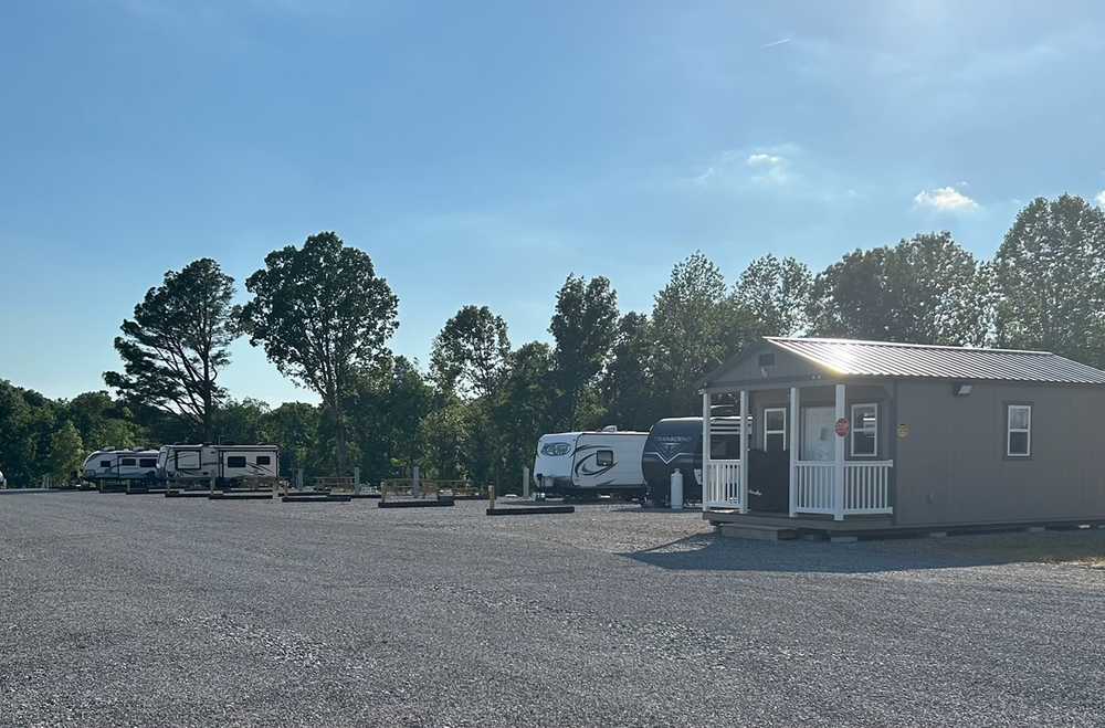 Eddy Vegas Campground, Eddyville, Kentucky - Photo 2