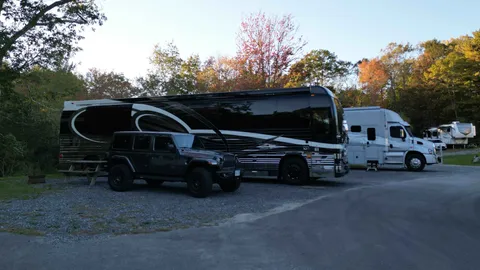 Premium Back-In Full Hookup 30/50 Amp RV Site — image 7 of 7