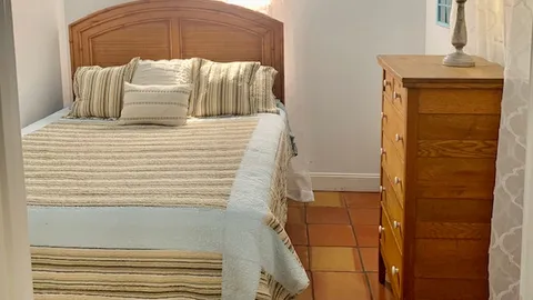 Deluxe Bungalow (1 Bedroom) — image 1 of 8