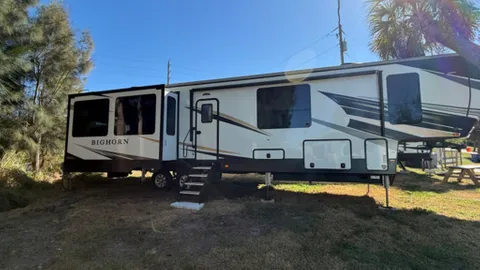 Classy Retreat RV — image 1 of 1