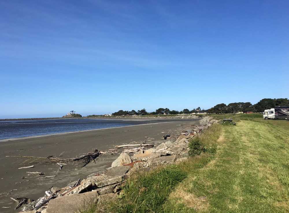 Lighthouse Cove RV Park - Photo 4