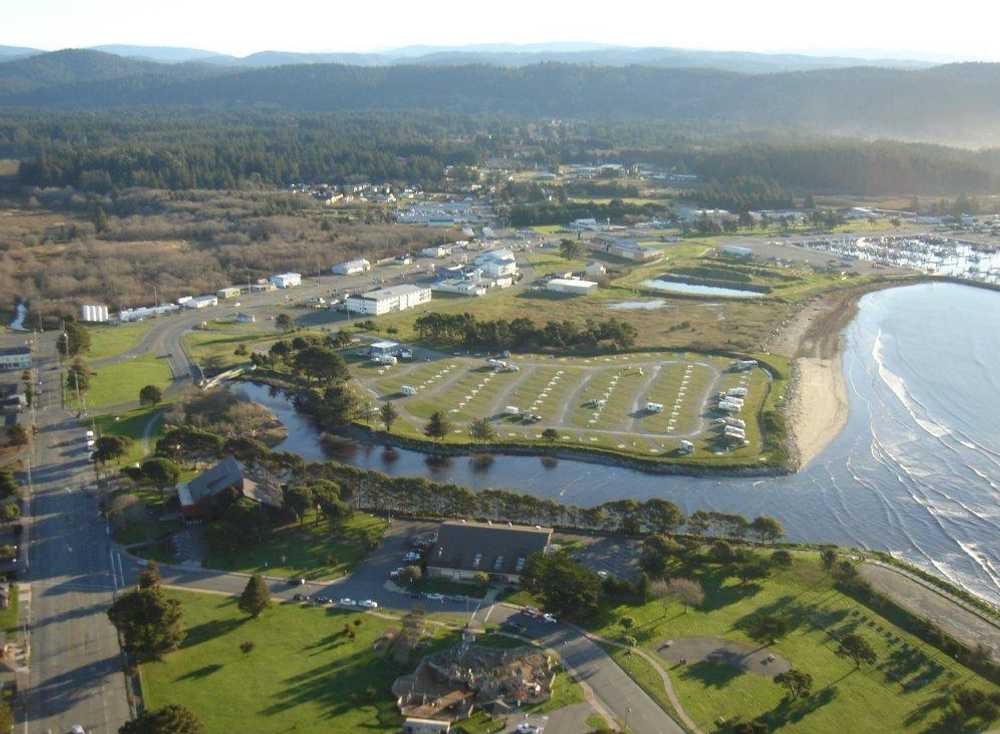 Lighthouse Cove RV Park - Photo 2