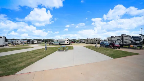Pull-Through Standard RV Site — image 5 of 5