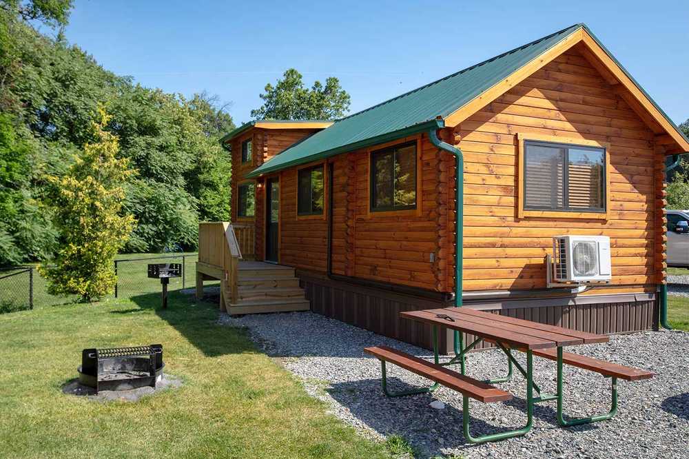 2-Bedroom Ridge View Bungalow