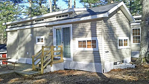 Cabin Style #12 2 Bedroom sleeps 6 — image 1 of 3