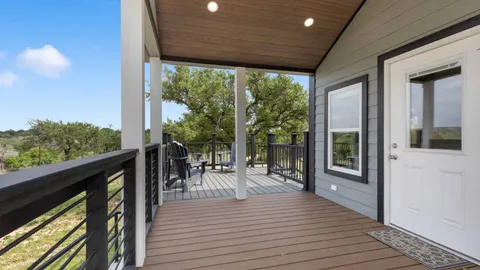 Tiny Home 09 - Luxury Das Blumenhaus — image 2 of 30