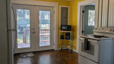Vacation Rental (Sleeps 12) Ranger House — image 17 of 17