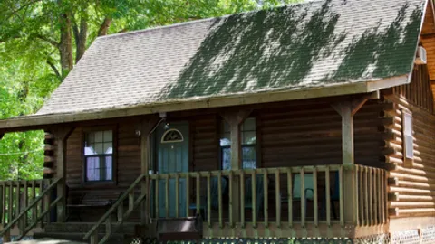 Large Cabin — image 1 of 1