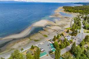 Roam Beach Resort – photo 4