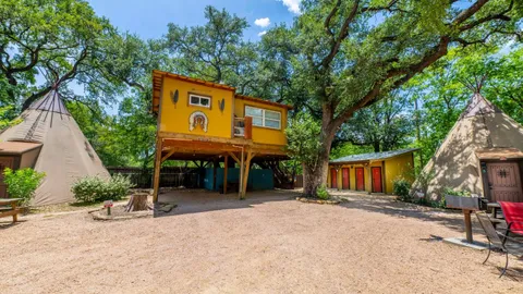 Sky Cottage — image 1 of 9