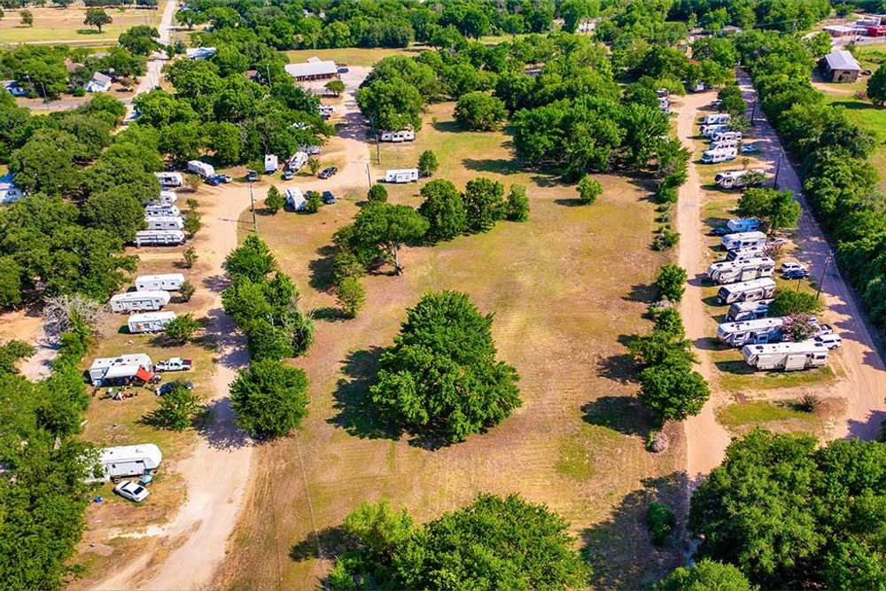 Rockdale RV Park - Photo 5