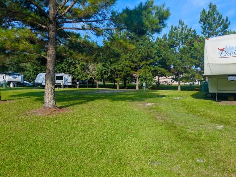 Eagle's Nest Campground, Vanceboro, North Carolina - Photo 5
