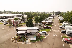 Phoenix RV Park & Storage – photo 2