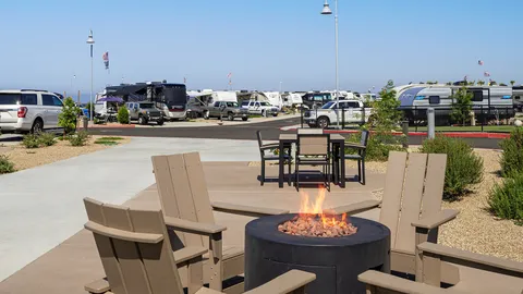 Deluxe Full Hookup RV Site — image 2 of 3