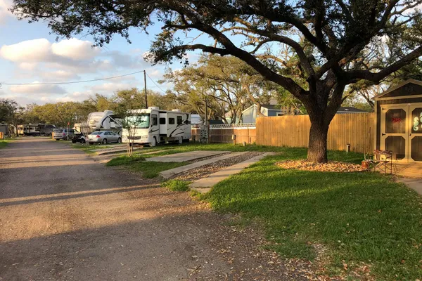 Sunrise RV Resort – photo 1