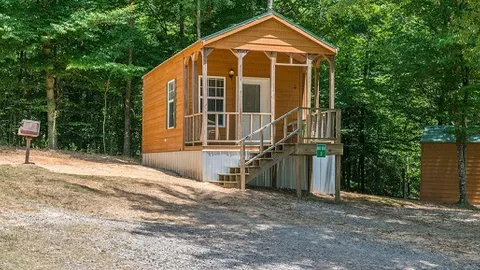 Boo Boo™ Cabin — image 2 of 5