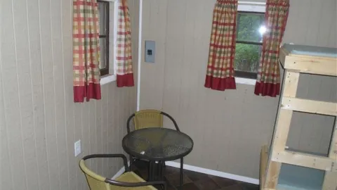 Rustic Cabin — image 6 of 6