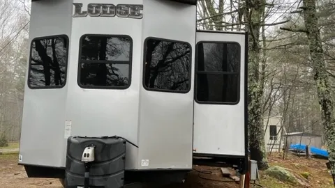 Camper Rentals — image 9 of 9