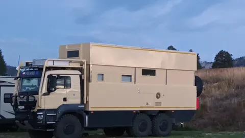 Med. Trailer/ Class C- 28-33Ft - Full Hook Up — image 3 of 3