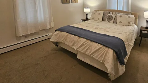 Farmhouse — image 2 of 10