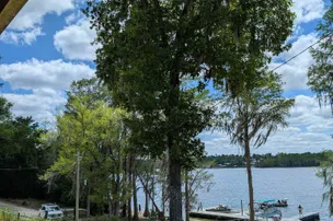 Blackbird's Hideaway Resorts and Graceville Campground – photo 2