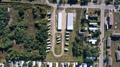 Standard Back In 30/50 Amp RV Gravel Site — image 7 of 7
