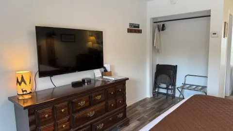 King Room — image 12 of 12