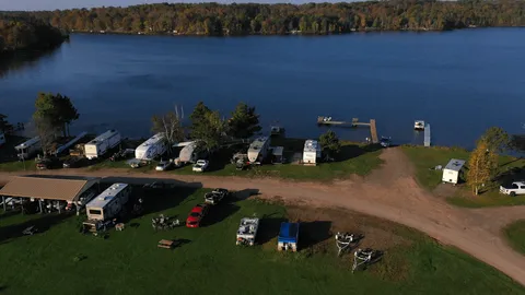Deluxe Water/Elec Hookup RV Site — image 1 of 8