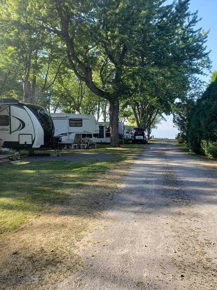 Willow Beach RV Park, Youngstown, New York - Photo 5