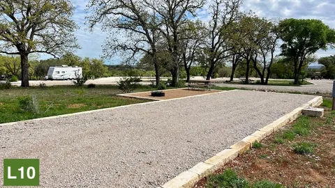 Lone Star Loop - Back-in RV Sites — image 7 of 7