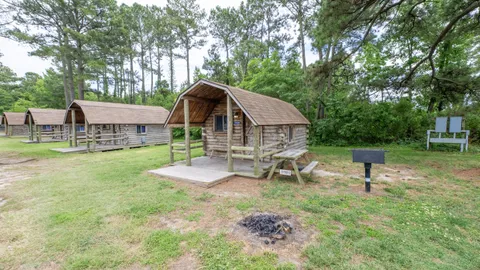 Small Cabin — image 1 of 8