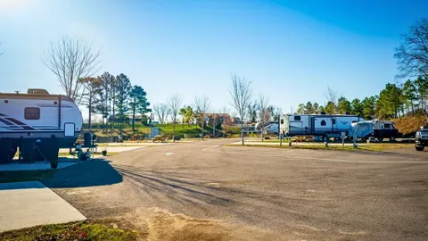 FHU Pull-Thru RV Site — image 8 of 8
