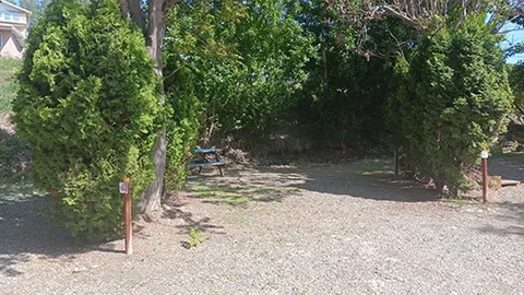 Standard Partial Hookup RV No Electricity — image 6 of 6
