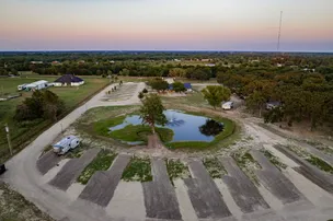 Royal Oaks RV Park – photo 2