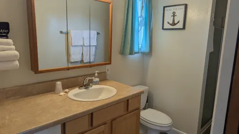 Otter Cottage — image 2 of 3