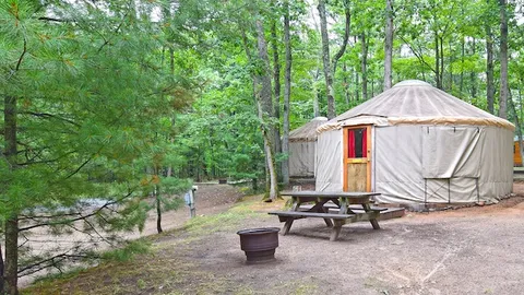 Yurt — image 1 of 3