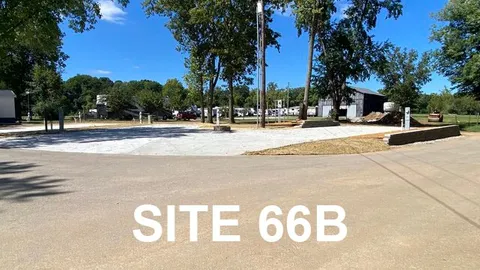 Premium Buddy Site Farmside Back-In — image 1 of 4