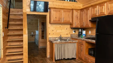 Delta Deluxe Cabin - ADA Accessible — image 2 of 7
