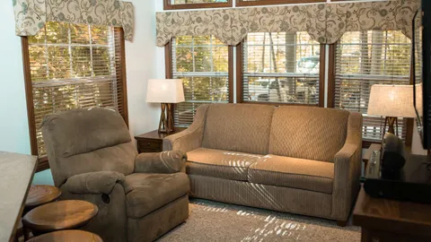 Magical Forest Vacation Rentals — image 11 of 11