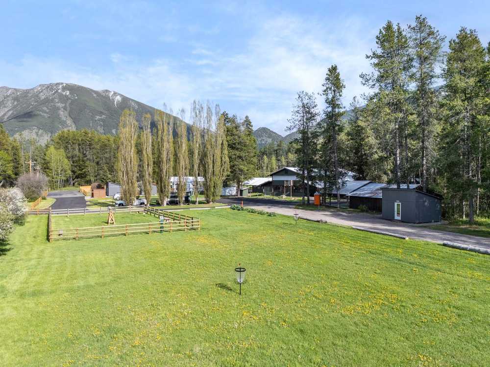 Moose Creek RV Resort and Bed & Breakfast, West Glacier, Montana - Photo 2