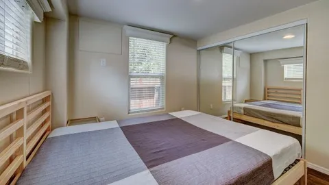 Cottage (10 max) — image 12 of 12