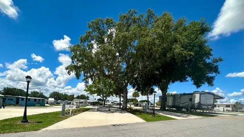 Super Full Hookup Pull Through RV Site — image 2 of 10