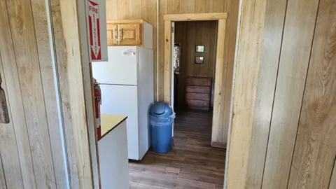 Cabin 3 (Sleeps 6) — image 14 of 14