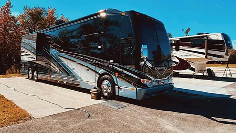 Premium XL FHU Pull-Through RV Site — image 11 of 11