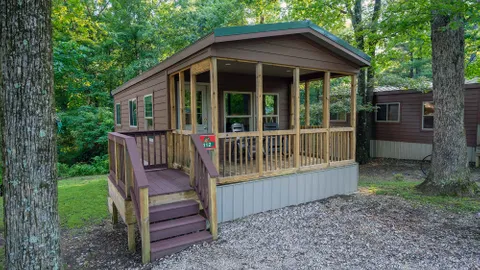 Holiday Cottage — image 1 of 9