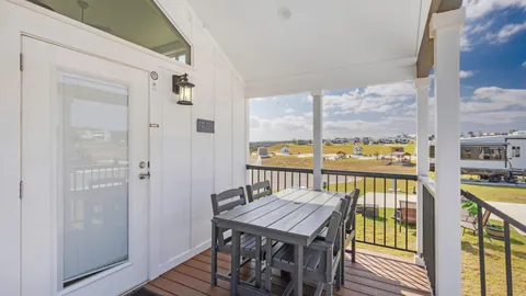 Tiny Home 19 - Uma Retreat — image 2 of 28